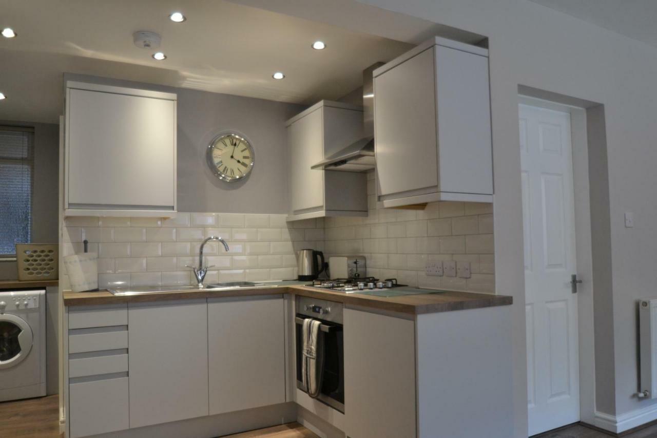Charming 1 Bed Riverside Apartment Chester Exterior foto